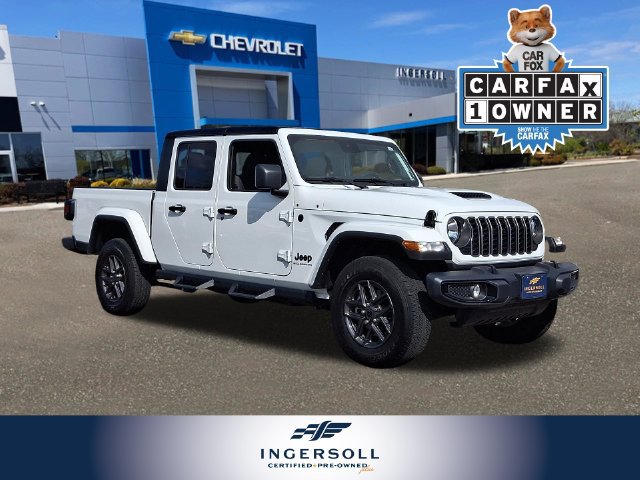 Used 2025 Jeep Gladiator Sport AWD/4WD image 1