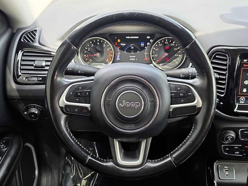 Used 2019 Jeep Compass Limited FWD image 19