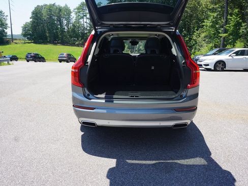 Used 2020 Volvo XC90 T6 Momentum AWD/4WD image 18