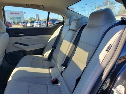 Used 2024 Nissan Altima 2.5 SL image 13