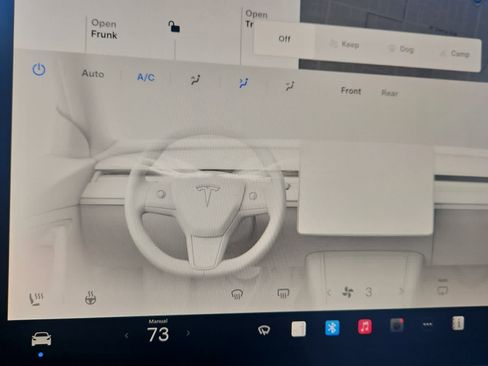 Used 2022 Tesla Model 3 image 17