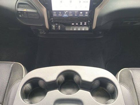 Certified 2024 RAM 2500 Laramie AWD/4WD image 21
