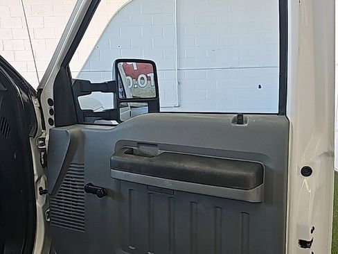 Used 2013 Ford F550 2WD Regular Cab Super Duty w/ Payload Upgrade Pkg image 14