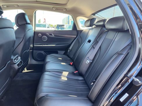 Used 2022 Genesis G80 2.5T w/ Advanced Package RWD image 12