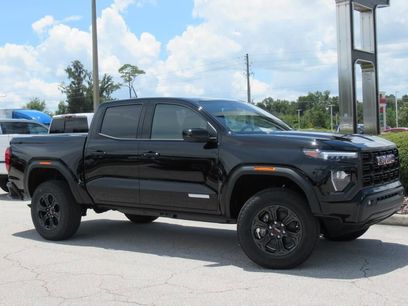 New 2025 GMC Canyon Elevation w/ Convenience Package