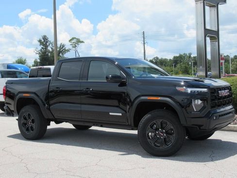 New 2025 GMC Canyon Elevation w/ Convenience Package image 2