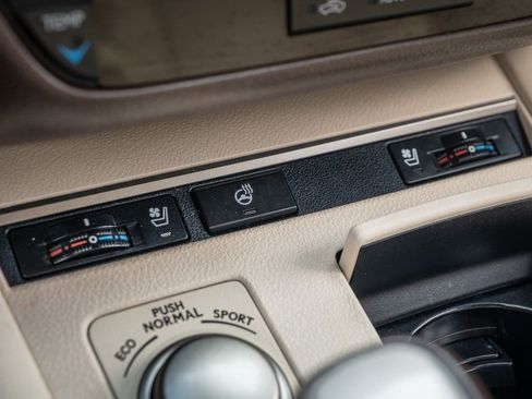 Used 2017 Lexus ES 350 image 40