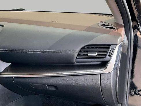 Certified 2023 Nissan Rogue SV w/ SV Premium B Package FWD image 19