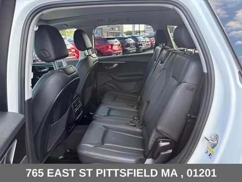 Used 2024 Audi Q7 3.0T Prestige AWD/4WD image 18