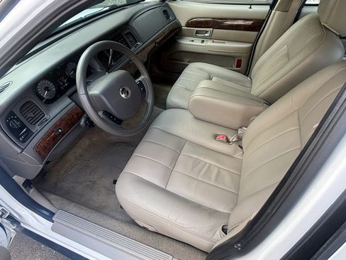 Used 2009 Mercury Grand Marquis LS RWD image 13