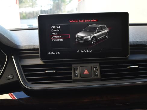 Used 2020 Audi Q5 2.0T Premium Plus w/ Premium Plus Package image 38