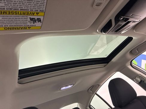 Used 2025 Subaru Legacy Premium image 31