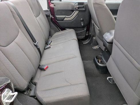 Used 2018 Jeep Wrangler Unlimited Sport w/ Connectivity Group image 17