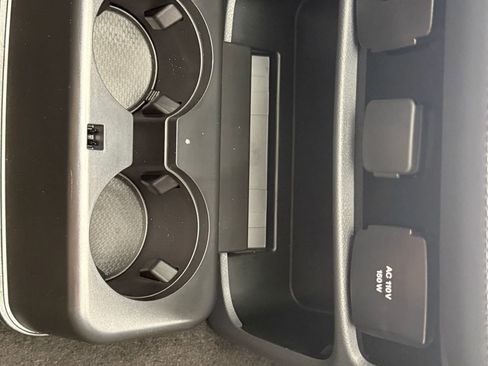 Used 2024 Lincoln Navigator Reserve image 25