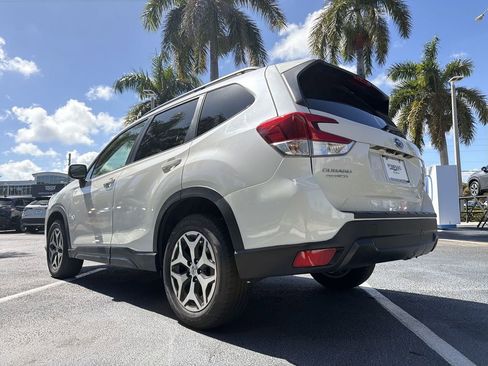 Used 2022 Subaru Forester Premium w/ Popular Package #2 image 19