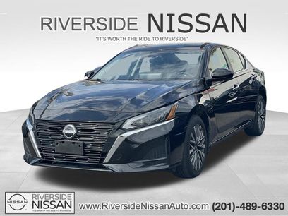 Certified 2023 Nissan Altima 2.5 SV w/ SV Premium Package