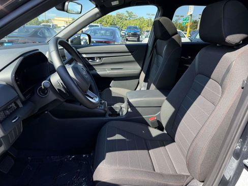Used 2026 Honda CR-V Sport image 8