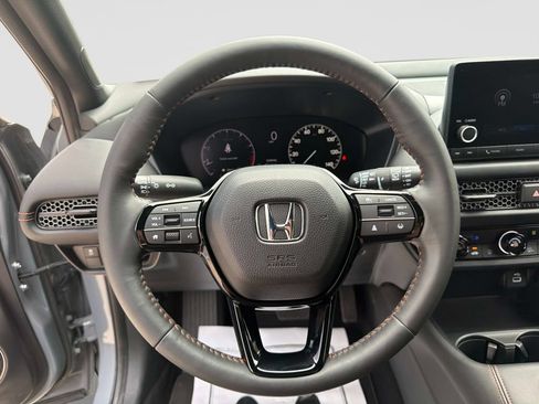 Used 2024 Honda HR-V Sport image 29