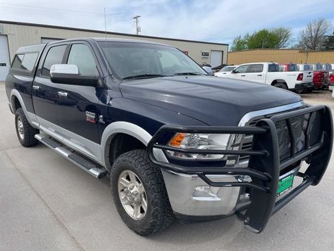 Used 2012 RAM 2500 Laramie w/ Cold Weather Group AWD/4WD image 2