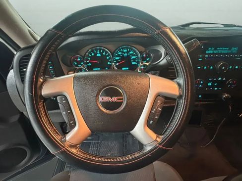 Used 2009 GMC Sierra 1500 SLE w/ Power Pack Plus RWD image 21