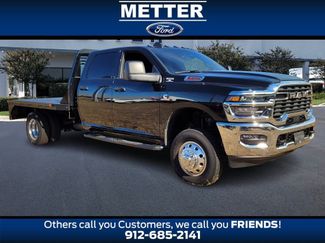 Used 2025 RAM 3500 Tradesman w/ Chrome Appearance Group AWD/4WD video 1