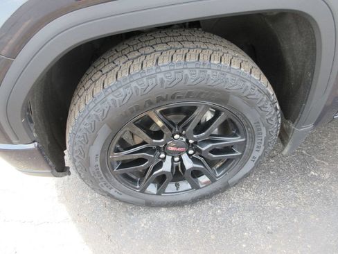 Certified 2025 GMC Sierra 1500 Elevation AWD/4WD image 14