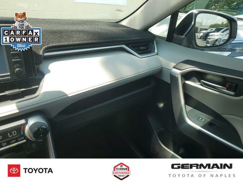 Used 2020 Toyota RAV4 XLE AWD/4WD image 35