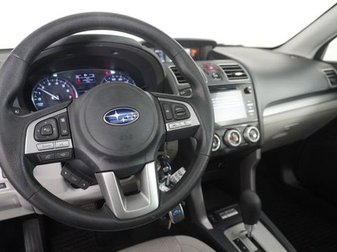 Used 2018 Subaru Forester 2.5i Premium AWD/4WD image 27