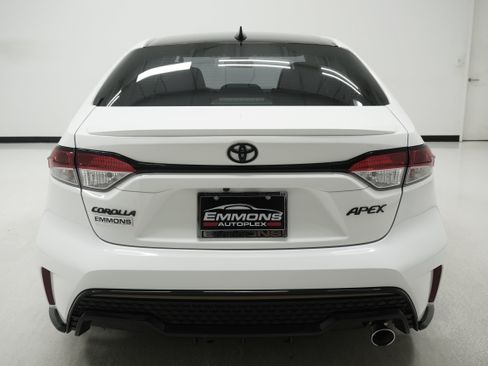 Used 2022 Toyota Corolla SE FWD image 5