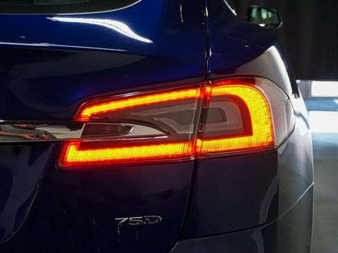 Used 2018 Tesla Model S AWD image 65