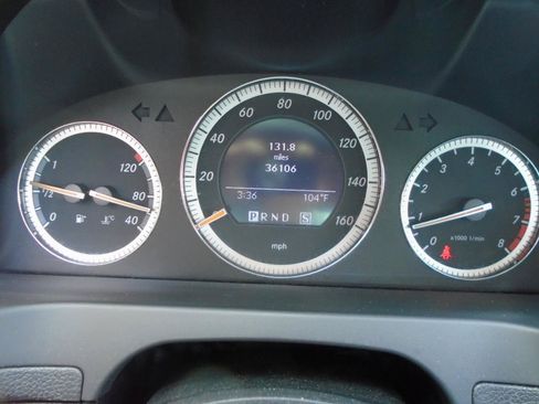 Used 2008 Mercedes-Benz C 300 Sedan image 16