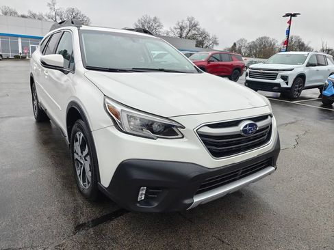 Used 2022 Subaru Outback Limited image 3