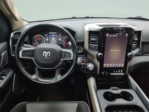Certified 2019 RAM 1500 Laramie image 13