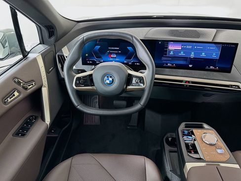 Certified 2023 BMW iX xDrive50 w/ Premium Package AWD/4WD image 22