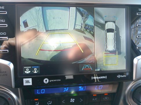 Used 2023 Toyota 4Runner Limited image 39