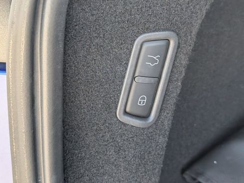 Used 2022 Maserati Levante Modena AWD/4WD image 10
