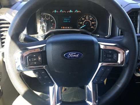 Used 2018 Ford F150 XLT AWD/4WD image 9