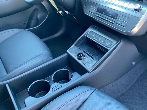 New 2026 Hyundai Kona SEL Premium image 36