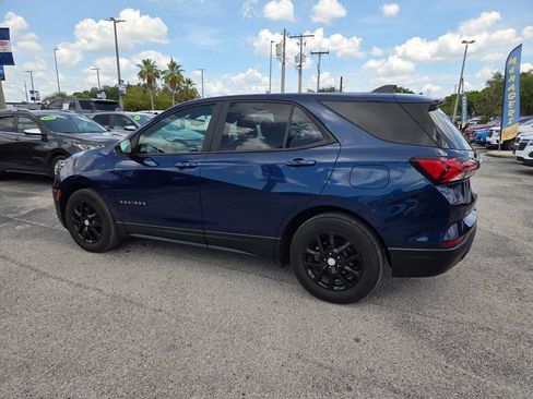 Certified 2023 Chevrolet Equinox LS w/ LS Convenience Package FWD image 10