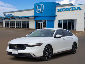 Used 2025 Honda Accord Touring video 2
