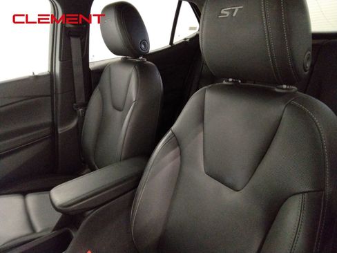 Used 2024 Buick Encore GX Sport Touring w/ Comfort Package image 28