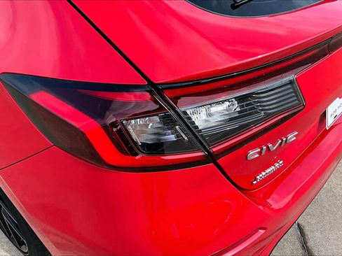 Used 2023 Honda Civic Sport image 27