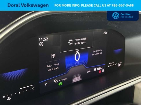 Used 2025 Volkswagen Taos SE FWD image 16