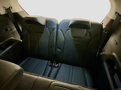 Used 2023 Kia Sorento S w/ Panoramic Sunroof Package image 31