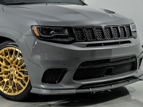 Used 2021 Jeep Grand Cherokee Trackhawk w/ Trailer Tow Group IV AWD/4WD image 3