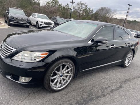 Used 2010 Lexus LS 460 image 2