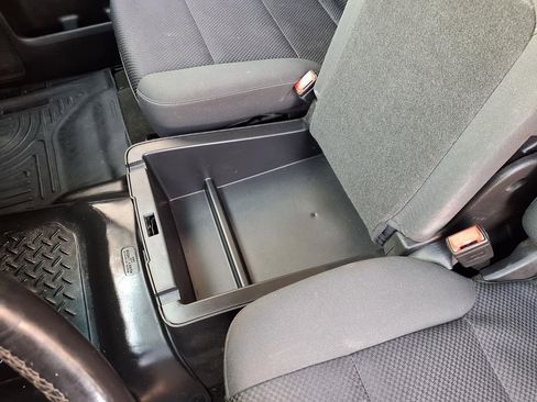 Used 2018 Chevrolet Silverado 1500 LT image 21