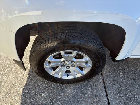 Used 2019 Chevrolet Colorado LT image 14