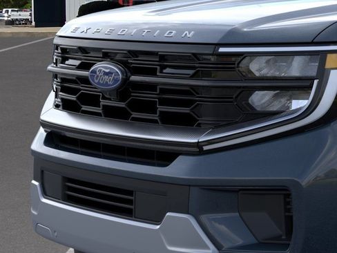 New 2026 Ford Expedition Platinum w/ Platinum Ultimate Package AWD/4WD image 44