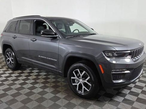 New 2025 Jeep Grand Cherokee Limited w/ Trailer Tow Package image 1